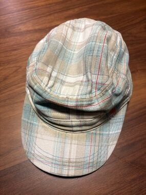 Carhartt plaid cap - Velcro back - could be unisex